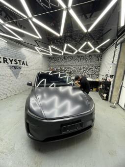 Оклейка защитной пленкой Tesla Model Y